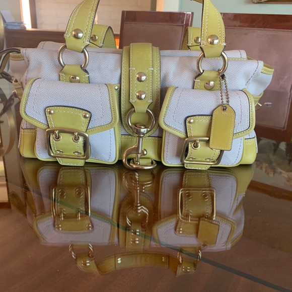 Gucci bags $200 each - Picture 5 of 8